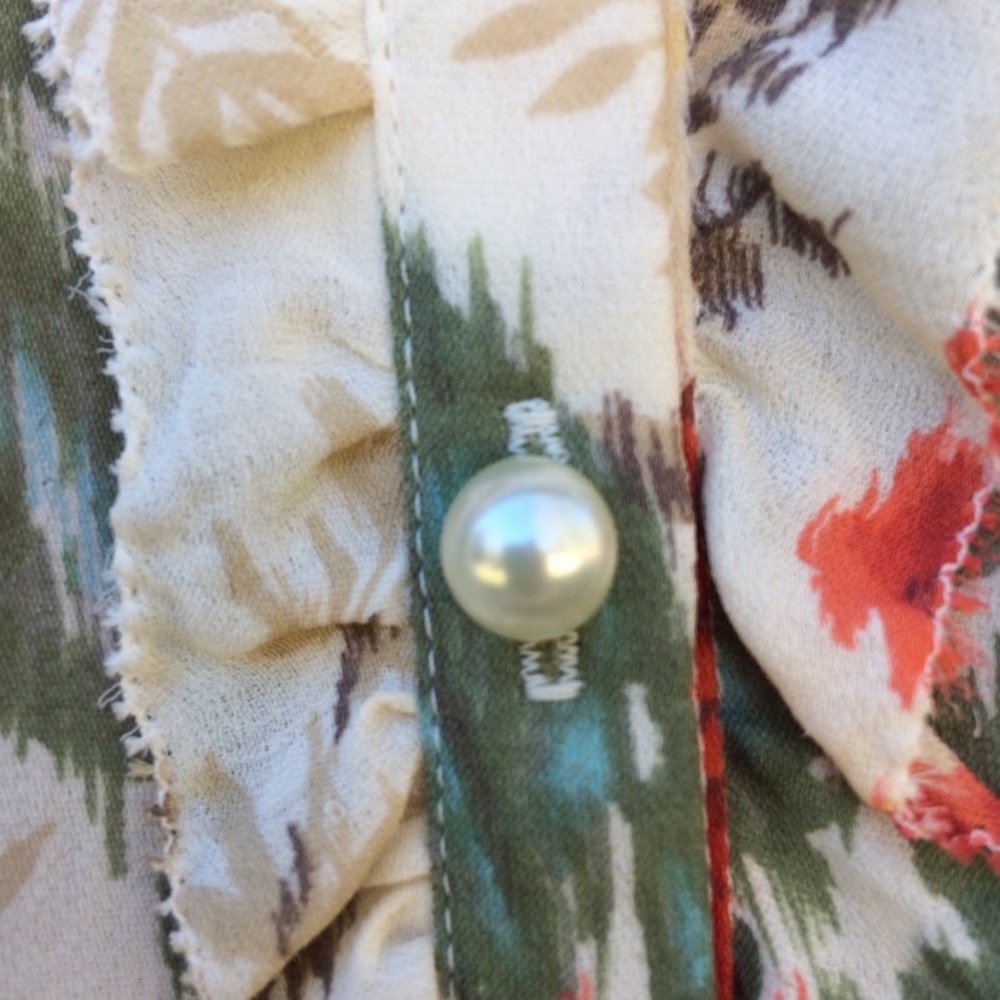 Madison Studio Button Down Blouse Size Small - image 5